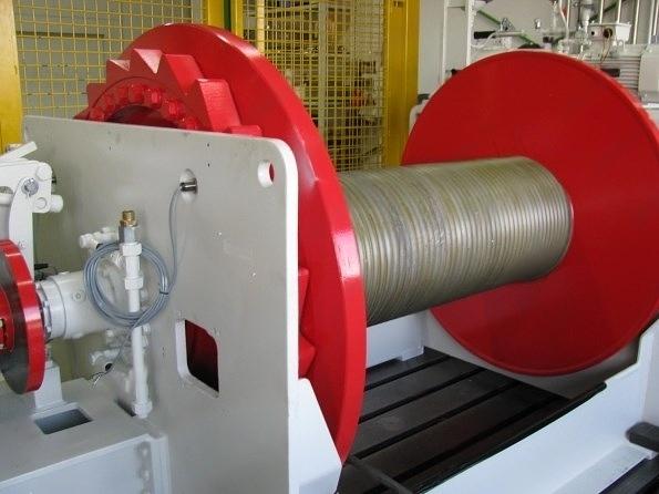 Шахтная лебедка мобильная спасательная ЛМСП-63-1500Д фото 1