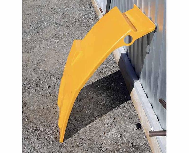 Брызговик в сборе правый оранжевый Х3000 DZ13241230792-106 фото 2