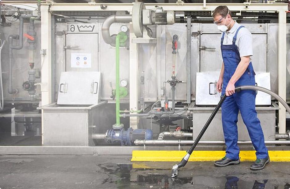 Услуга по еженедельной уборке промышленных помещений фото 1