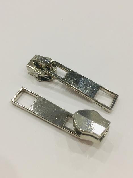 Бегунок спираль №7 сумочный б/стопора Белый никель фото 1