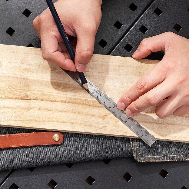 Измерительный и разметочный инструмент Deli Линейка стальная Deli DL8015Y 150мм нержавеющая сталь фото 4