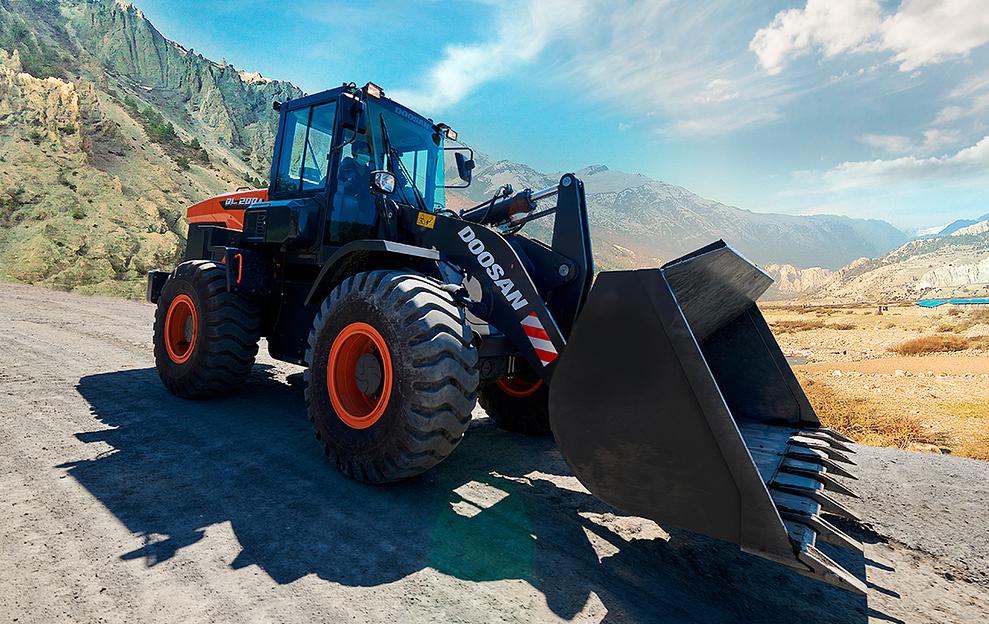 DL Колесный погрузчик DL200A-7M фото 1