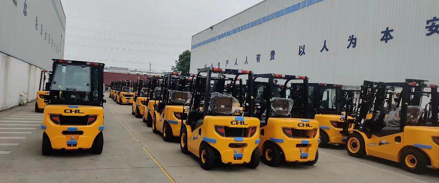 Дизельный автопогрузчик CHL CPCD 18 by HELI фото 3
