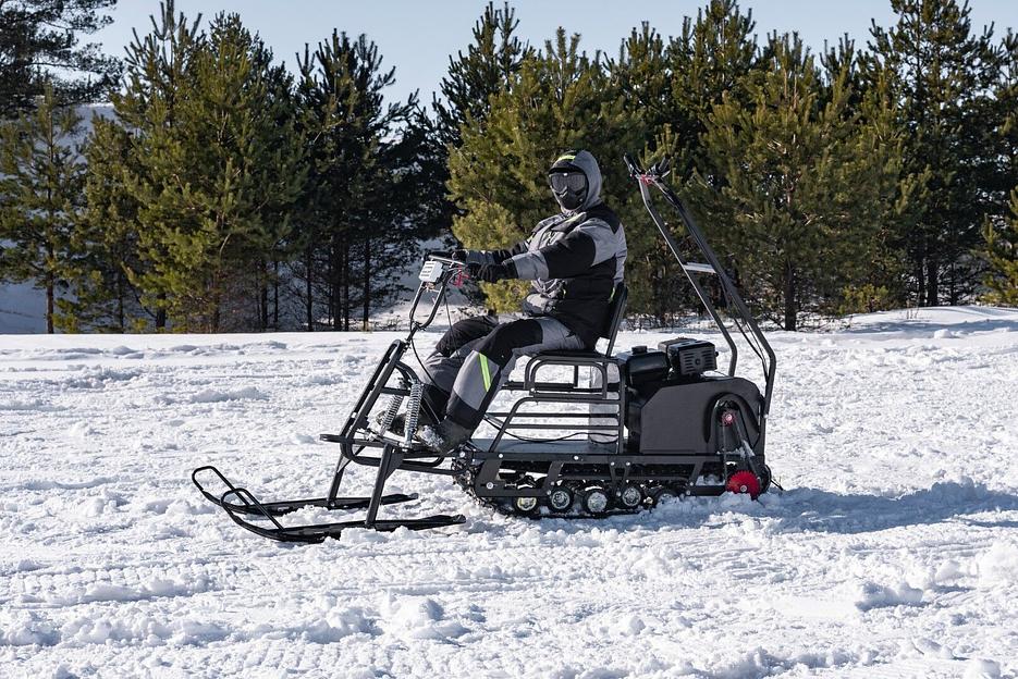 Мотобуксировщик Бурлак М2 LRK, 13 л.с., электрозапуск, 1450*510*810 мм. фото 1