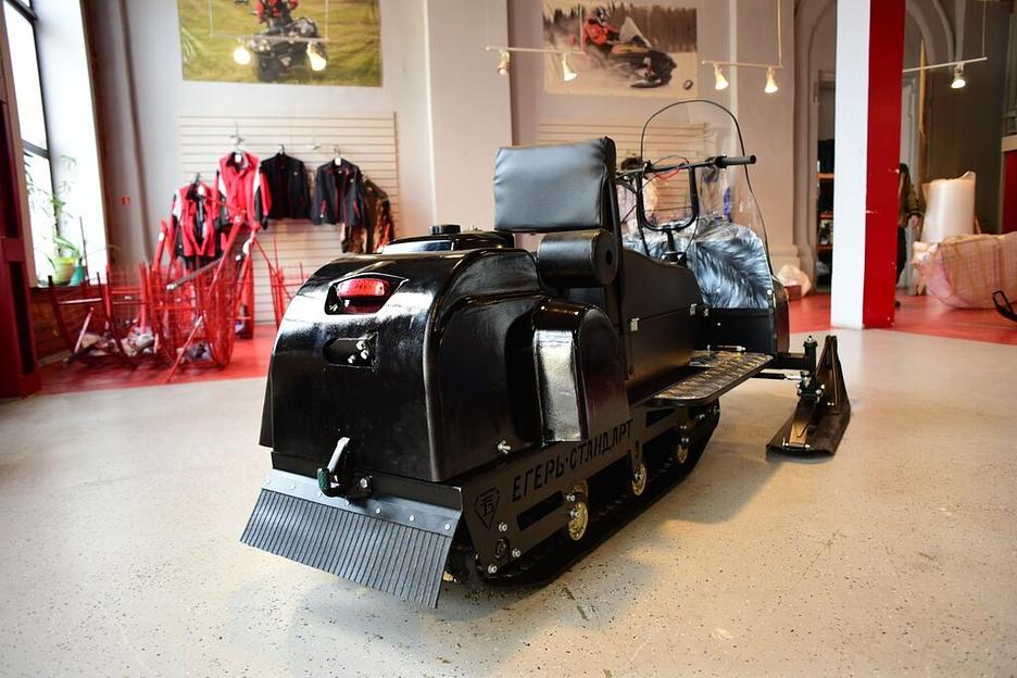 Снегоход Бурлак Егерь стандарт 17 л.с., 2390*1100*1250 мм. Подвеска: катковая. фото 8