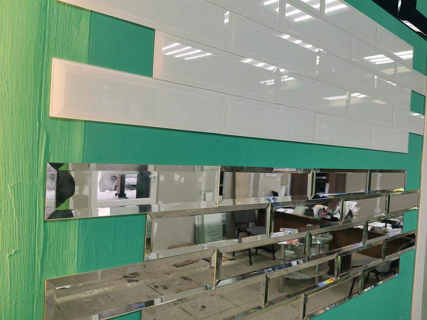 Зеркальное панно с фацетом фото 3