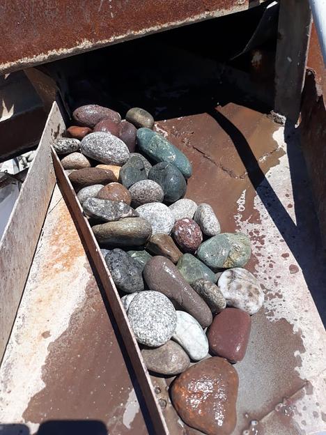 Галька камень речной Цветной /тн (70-120 мм) фото 1