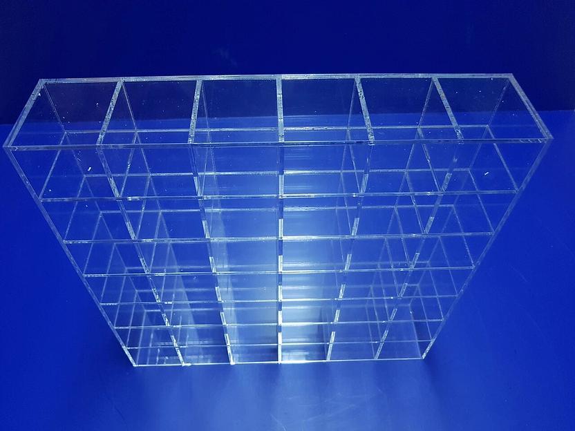 Картотека из оргстекла 42 ячейки. фото 4