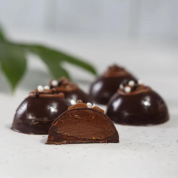 Конфеты Kreola «Трюфель инжир» в тёмном шоколаде ручной работы 4 шт, 85 ± 5 г, опт фото 3