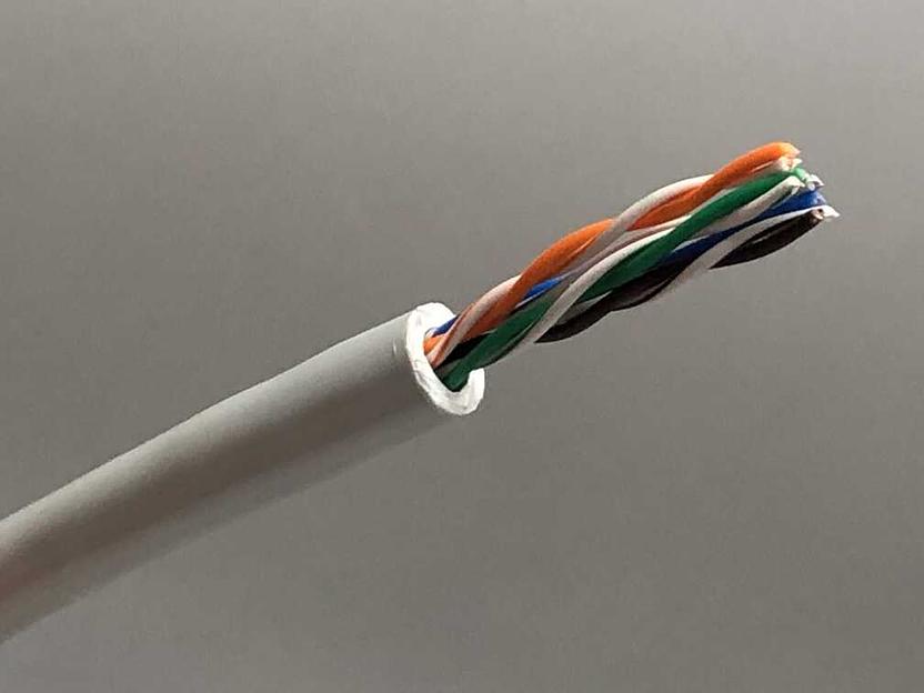 Витая пара UTP 4 пары AWG 24 Cat.5e внутренняя нг(А)-LSLTx Cu Premium (UTP 4x2x0.51 In/Cu LSLtx) фото 1