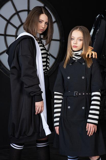 Двубортное чёрное джинсовое платье-тренч на девочку ОПТ фото 4