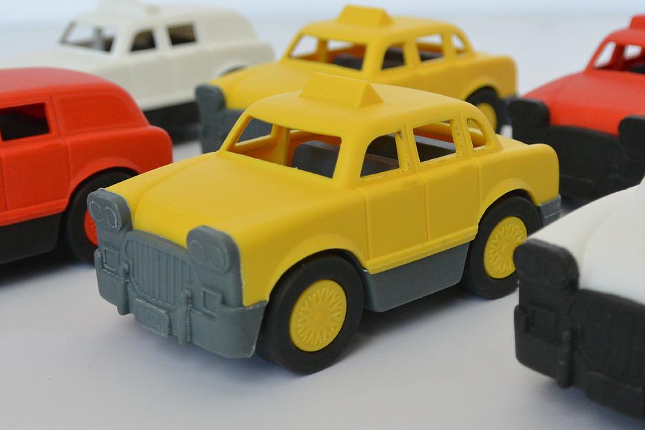 Автомобиль малолитражный 4 вида 10 см (такси, полиция, пожарная, скороя помощь) ОПТ фото 3