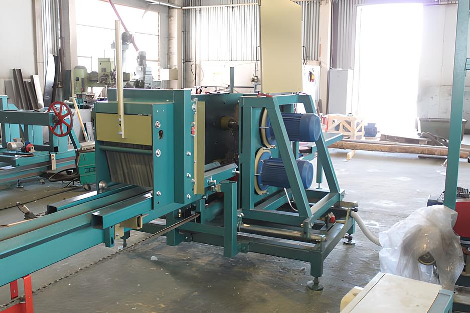 Брусующий станок «Авангард-СДБ-260» 3/6 м фото 1