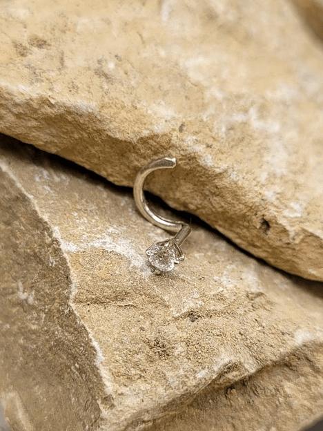 Ювелирный пирсинг в нос серебро нострил с фианитом фото 4