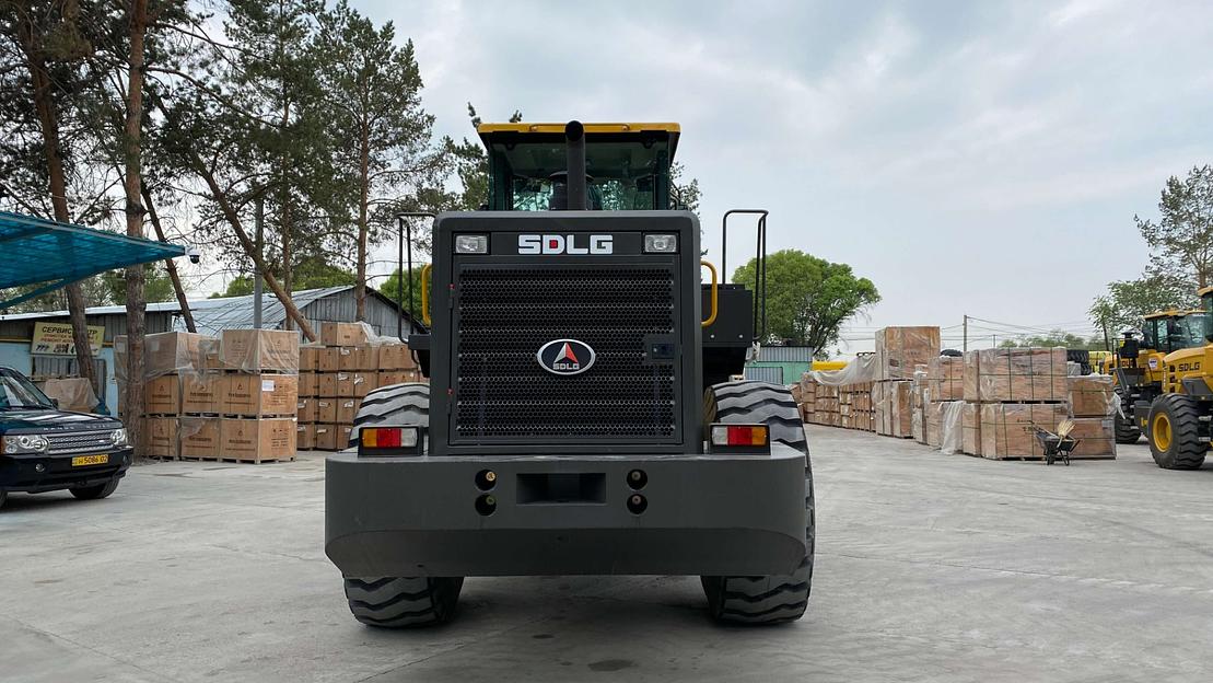 Фронтальный погрузчик LG953 фото 9