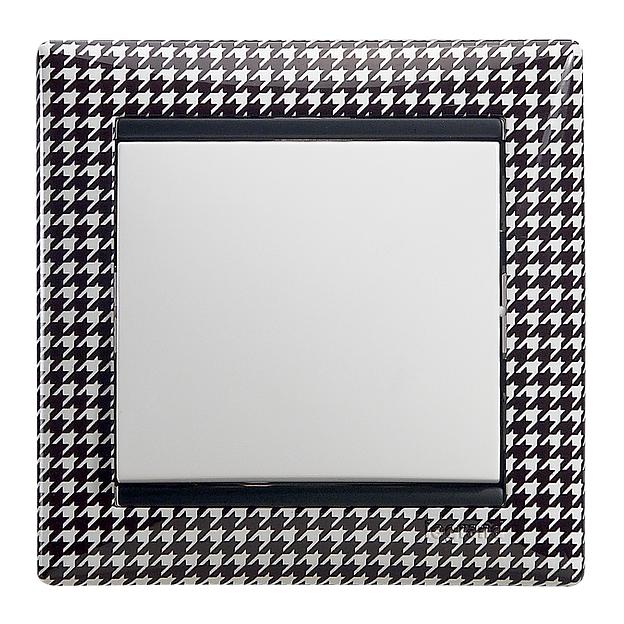 Переключатель Legrand 774406 фото 5