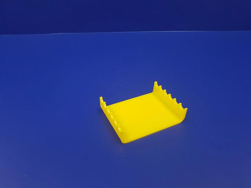 Подставка для ручек карандашей кистей 6 секции ( горизонтальное размещение, желтая) фото 3