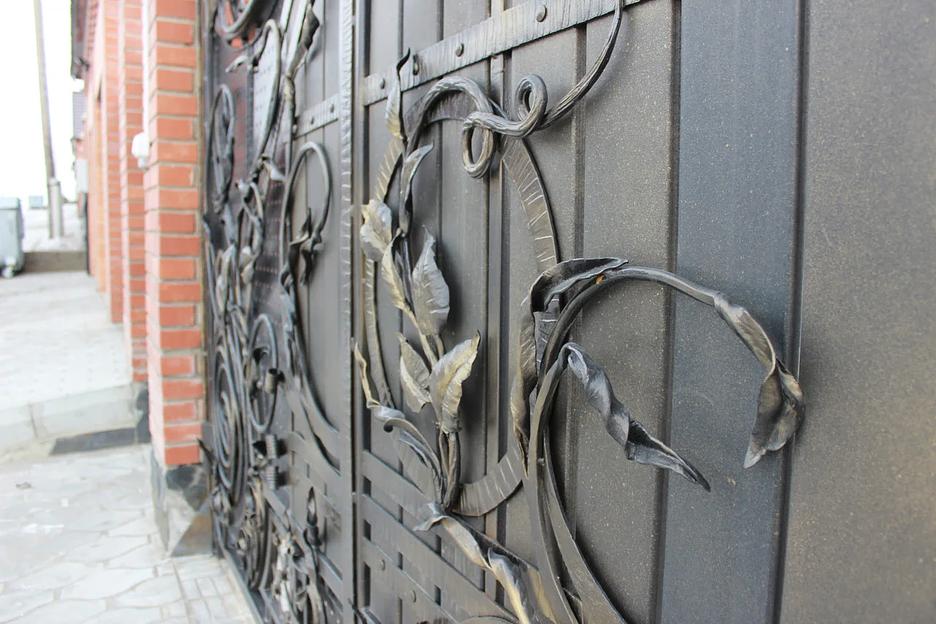 Ворота Metall Expert с калиткой кованые, код В-2 фото 3