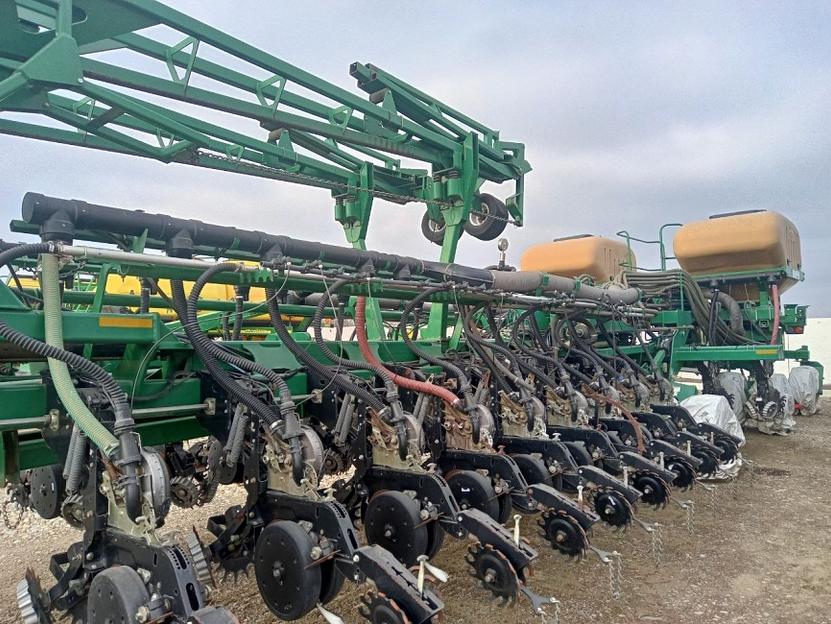 Сеялка пропашная Great Plains YP2425 фото 3