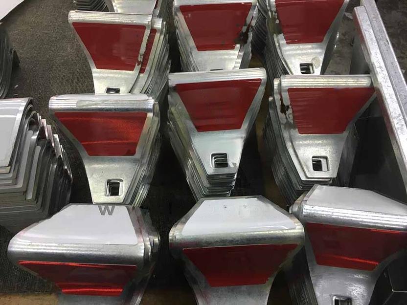 Световозвращатели дорожные фото 1