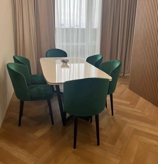 Стул мягкий, изумрудный с черными ножками ОПТ фото 2