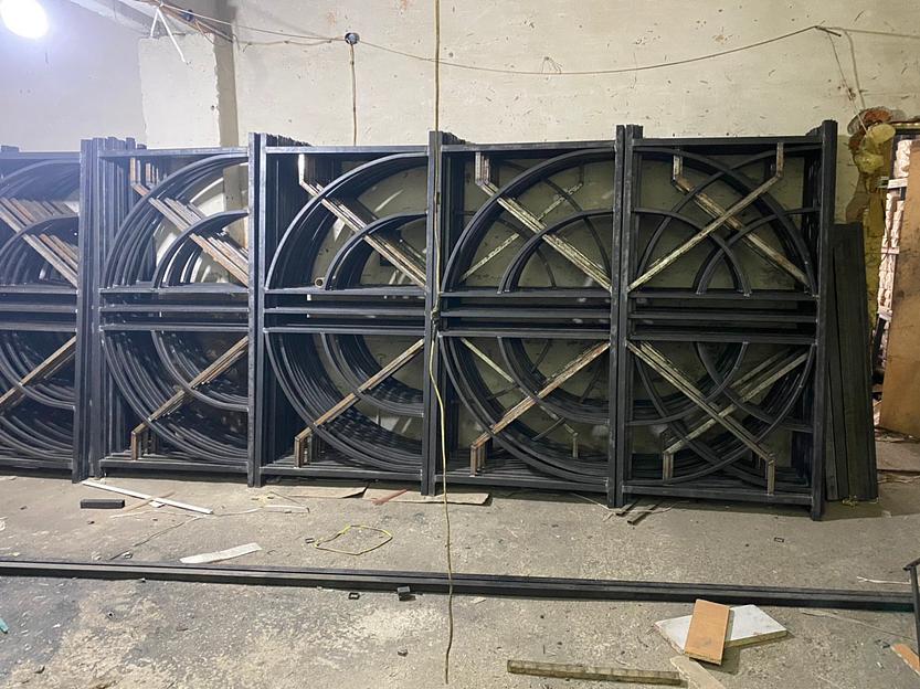 Изготовление пешеходных, дорожных и барьерных ограждений фото 3