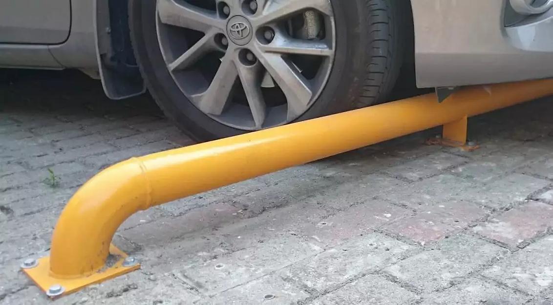 Секция (2м) колёсного отбойника на фланцах 76 мм фото 2