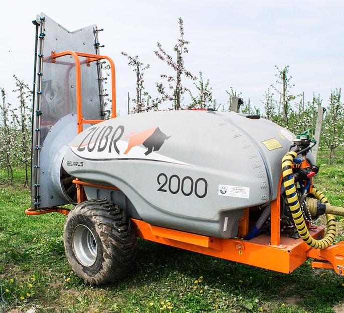 Опрыскиватель садовый прицепной с «Колонна 3.0» фото 1