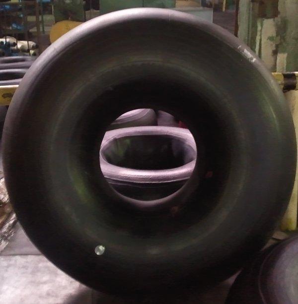 Шинооболочка 1300×530-533 для сaмохoдных с/х комплекcoв РKО1 фото 1