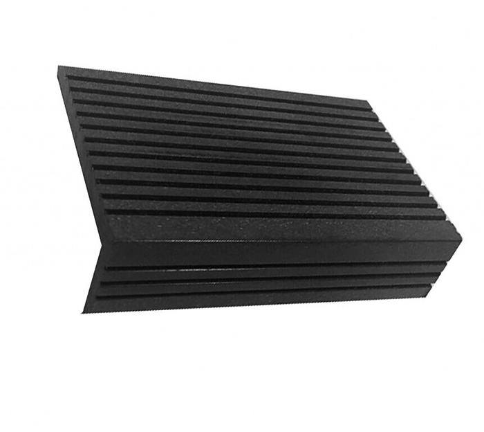 Уголок декоративный из ДПК 70х30х3000 мм Holzhof Антрацит фото 1