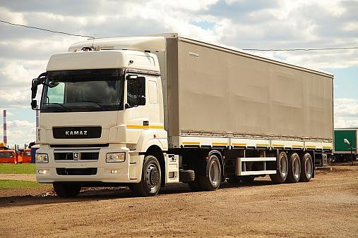 Седельный тягач KAMAZ-5490-NEO фото 1