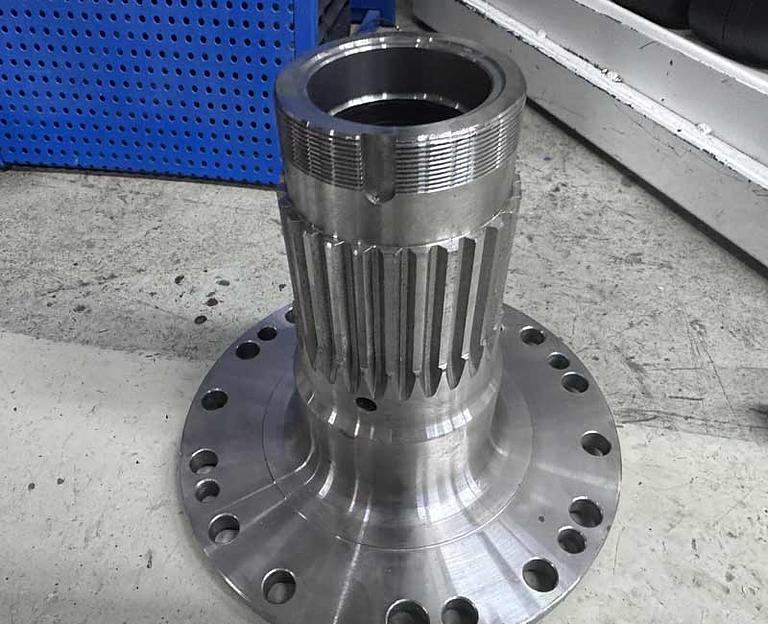 Хвостовик вала переднего ведущего моста F2000 1880410076 фото 1