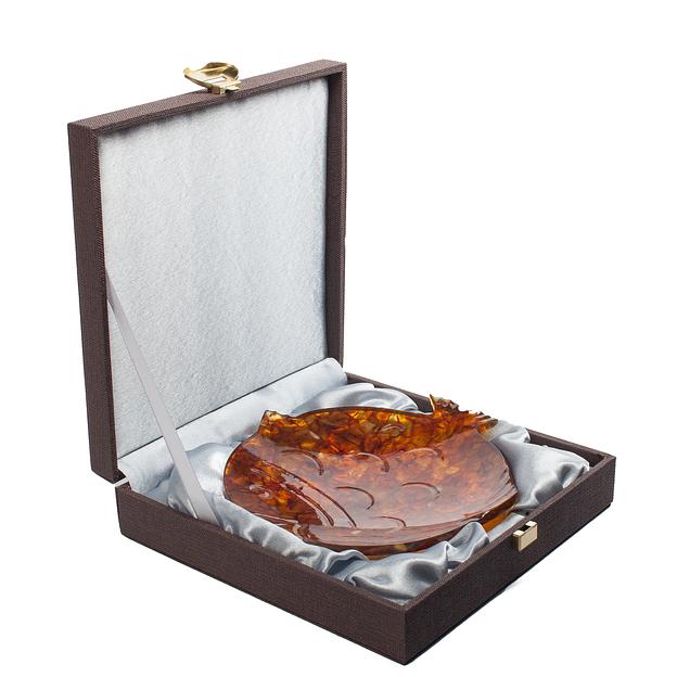 Янтарная тарелка «Рыбка» фото 1