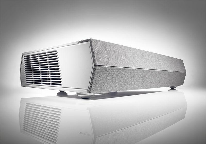 Лазерный ультракороткофокусный проектор Optoma CinemaX P2 фото 3