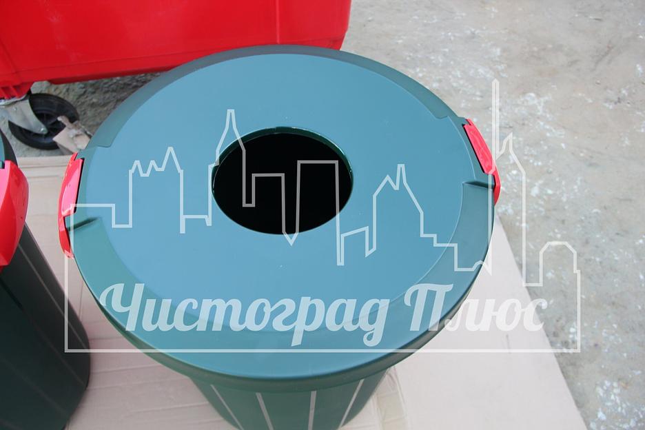 Бак пластиковый 105 л темно-зеленый с крышкой-воронкой фото 3