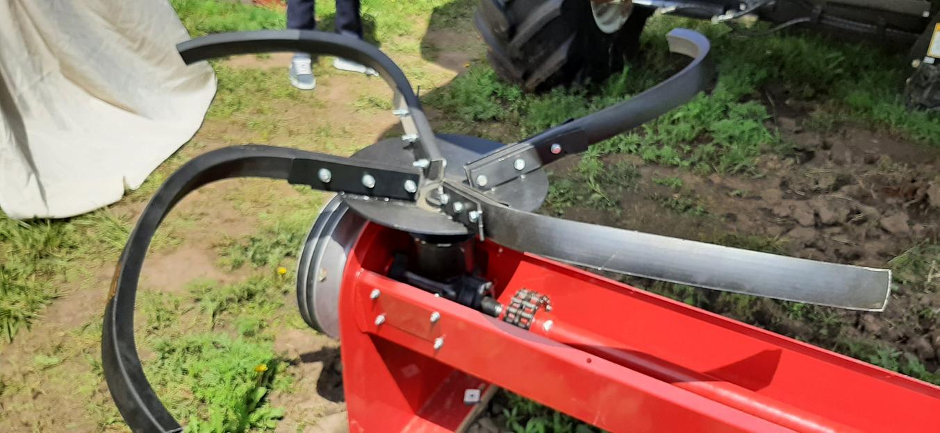 Половоразбрасыватель на комбайны Акрос, Дон, Палессе фото 2