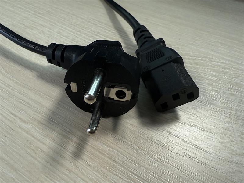 Кабель Кабель питания Schuko-C13, 3x0.5мм2, 6A, с заземлением, 1.5м фото 2