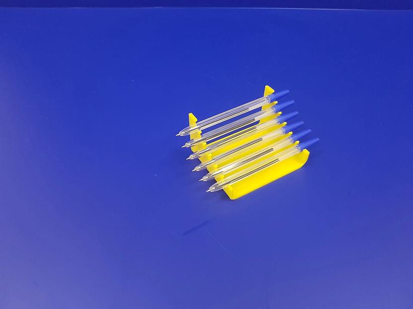 Подставка для ручек карандашей кистей 6 секции (горка радиус, цвет желтый) фото 1