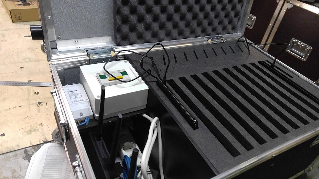 Кофр - для хранения, транспортировки и зарядки 10 ноутбуков фото 2