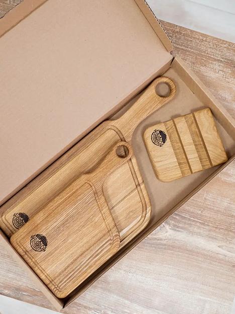 Набор из двух разделочных деревянных досок на подставке Woodlin «Классик» ОПТ фото 5