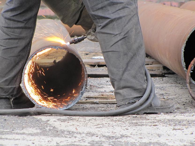 Услуги по обрезке труб фото 1