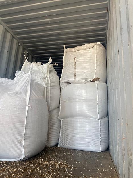 Погрузка биг-бэгов и мешкотары в контейнеры фото 3