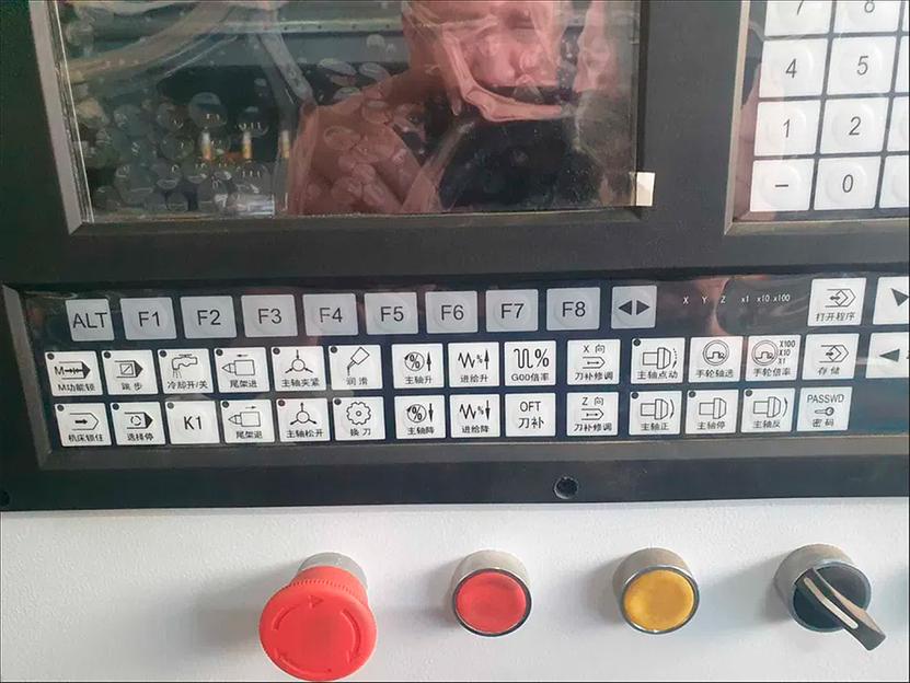 Токарный станок по металлу с ЧПУ Wattsan «WA-710XTN» фото 5