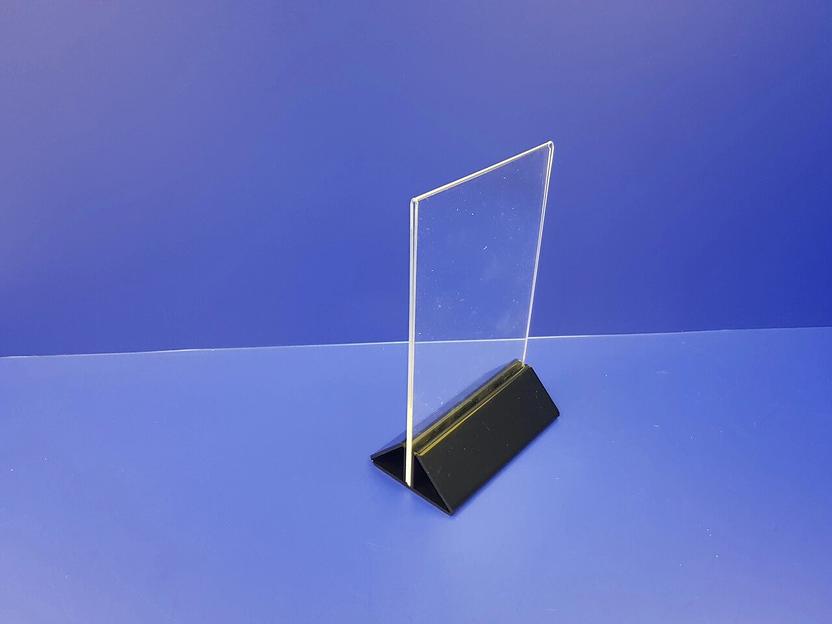 Тейбл тент на цветном основании из прозрачного оргстекла формат а5. фото 1