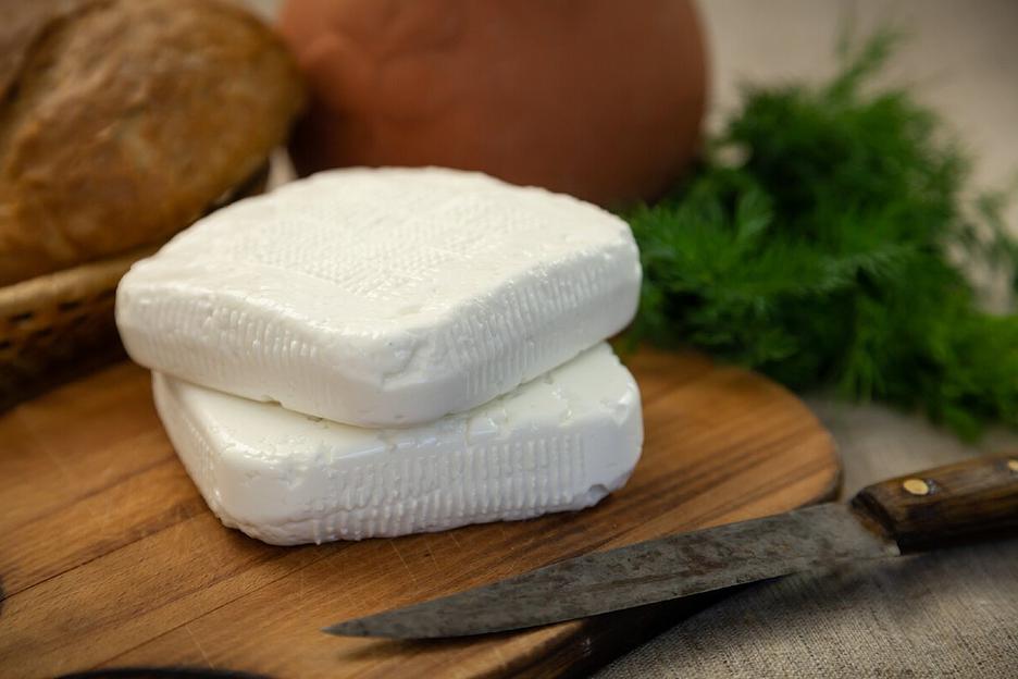 Сыр имеретинский 45% жирности фото 1
