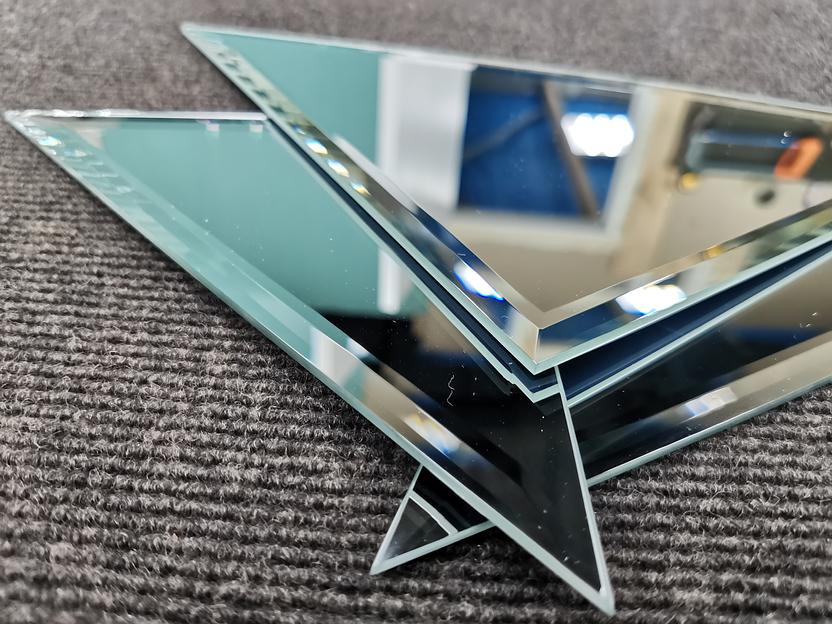 Зеркальное панно с фацетом фото 4