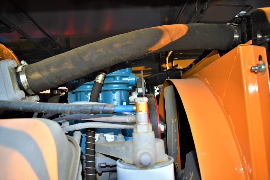 Трактор Т-150К (ХТЗ) с двигателем ЯМЗ-236 фото 7