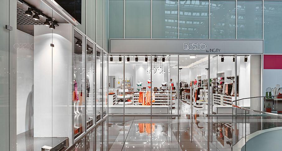 Двери NAYADA цельностеклянные под заказ фото 3