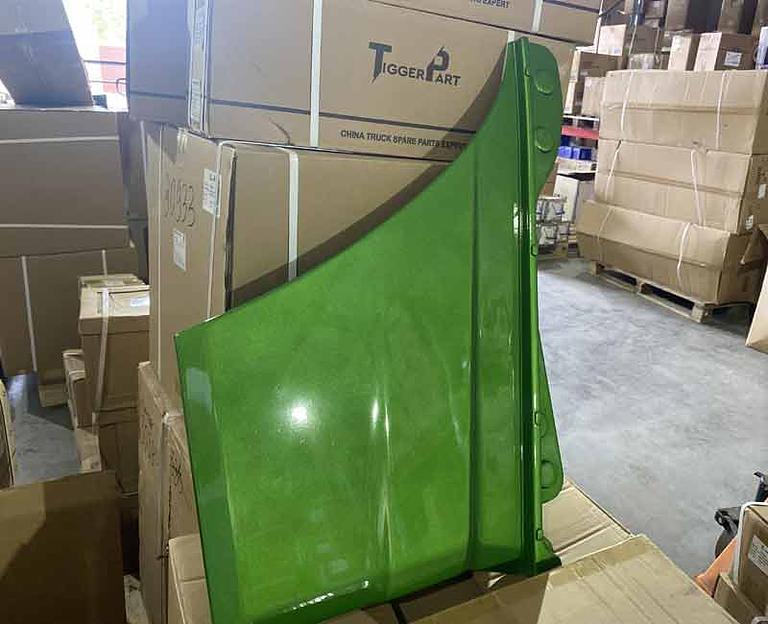 Накладка двери нижняя левая зеленая Х3000 DZ14251330151 фото 1