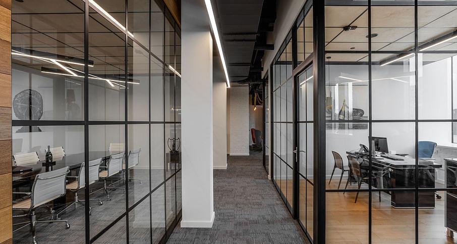 Стационарная перегородка NAYADA-Quadro каркасная с дверью под заказ фото 7